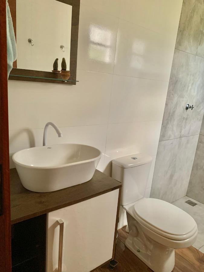 Chale Com Jacuzzi Vista Do Lago Alexania Ngoại thất bức ảnh