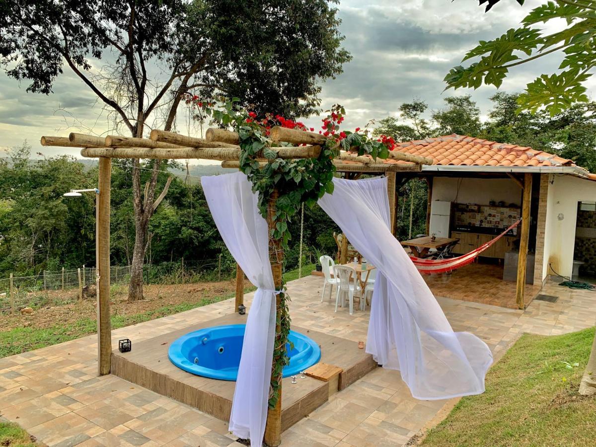 Chale Com Jacuzzi Vista Do Lago Alexania Ngoại thất bức ảnh